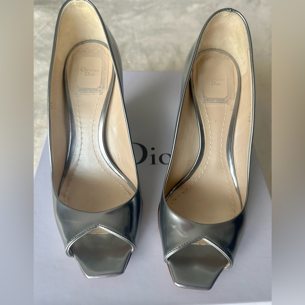 Christian Dior Peep Toe Pump